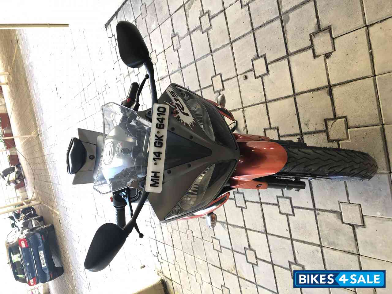 Grey Orange Special Edition Yamaha YZF R15 V2