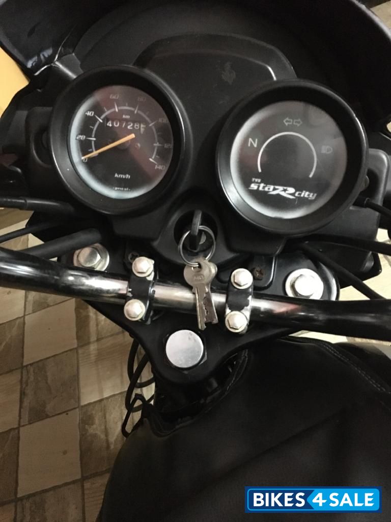 Black With Viloet TVS Star City Black With Viloet TVS Star City