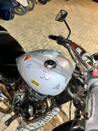 Customised Royal Enfield Thunderbird 350