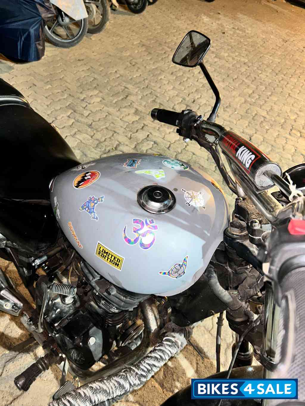 Customised Royal Enfield Thunderbird 350
