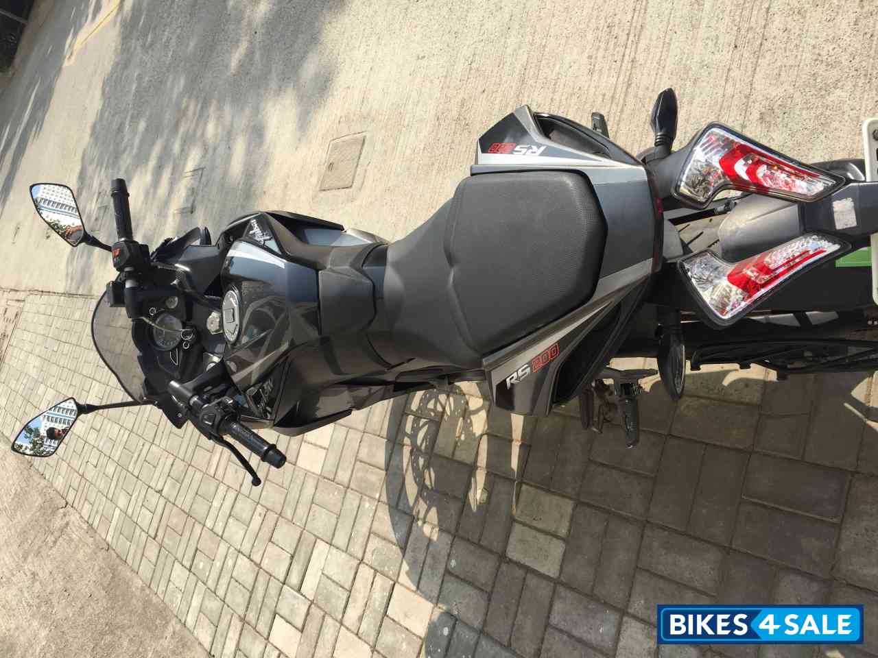 Graphite Black Bajaj Pulsar RS 200 ABS