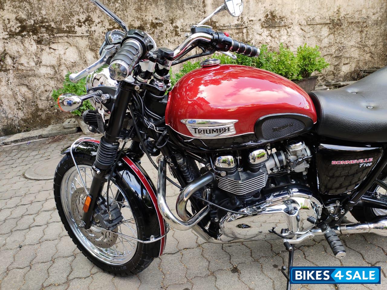 Used 2015 model Triumph Bonneville T100 for sale in Mumbai. ID 251220