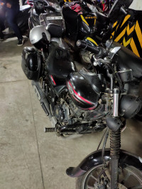 Bajaj Avenger Street 220