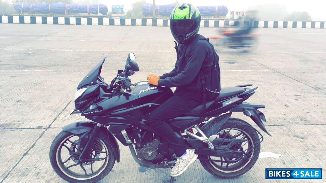 Black Bajaj Pulsar AS 200