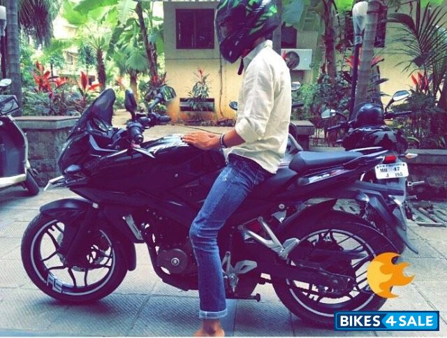 Black Bajaj Pulsar AS 200