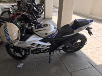 White Blue Yamaha YZF R15 V2