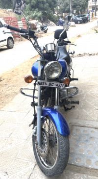 Bajaj Avenger 220 DTS-i