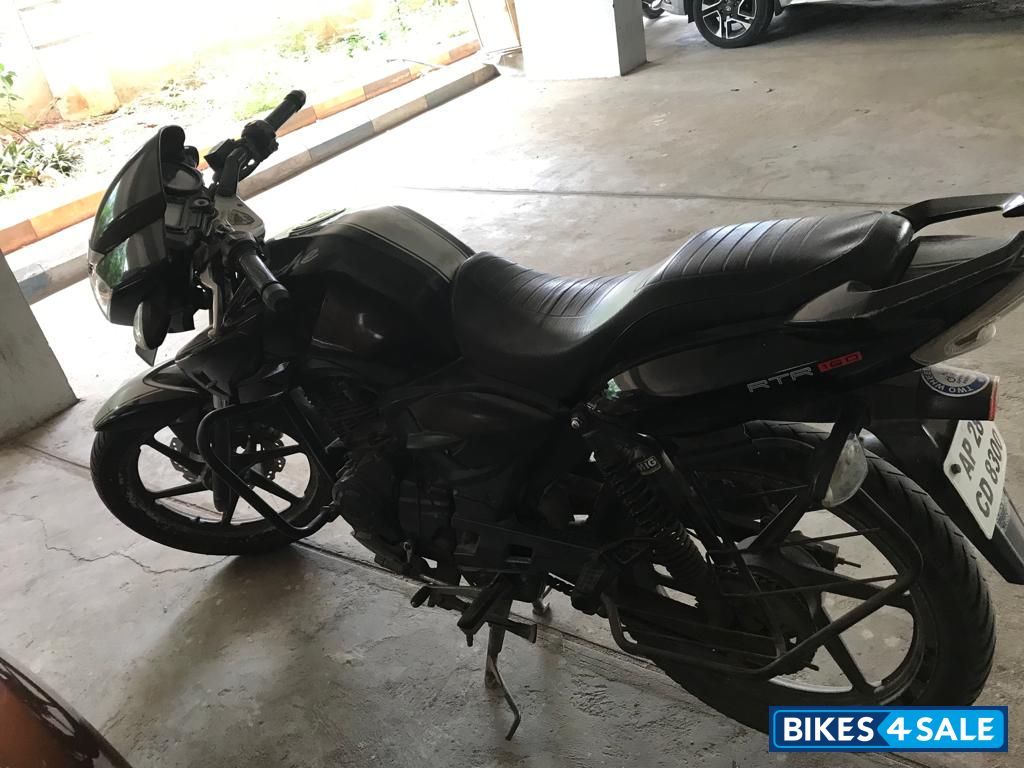 Black TVS Apache RTR 160 Black TVS Apache RTR 160