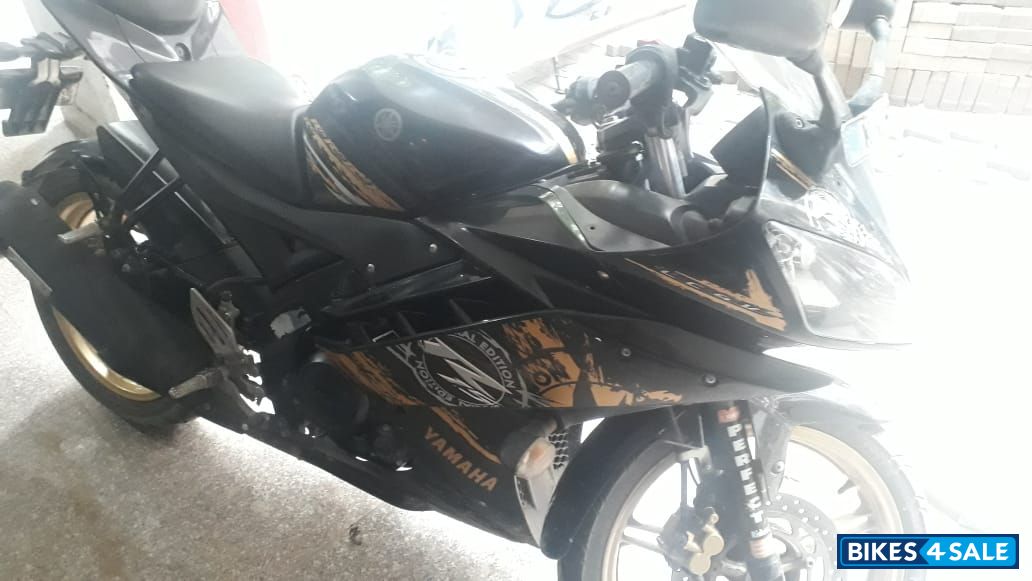 Black Gold Yamaha YZF R15 V2