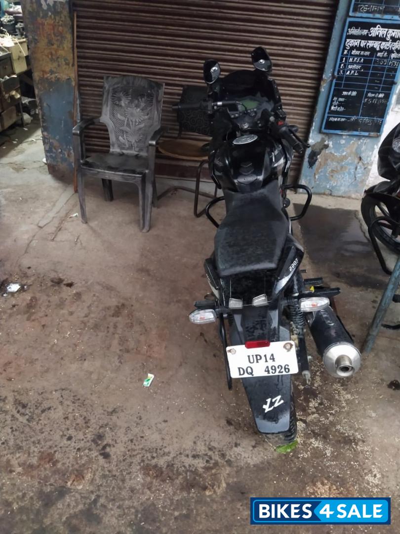 Bajaj Pulsar 220 DTSFi