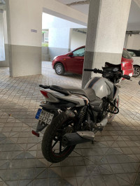 White TVS Apache RTR 160