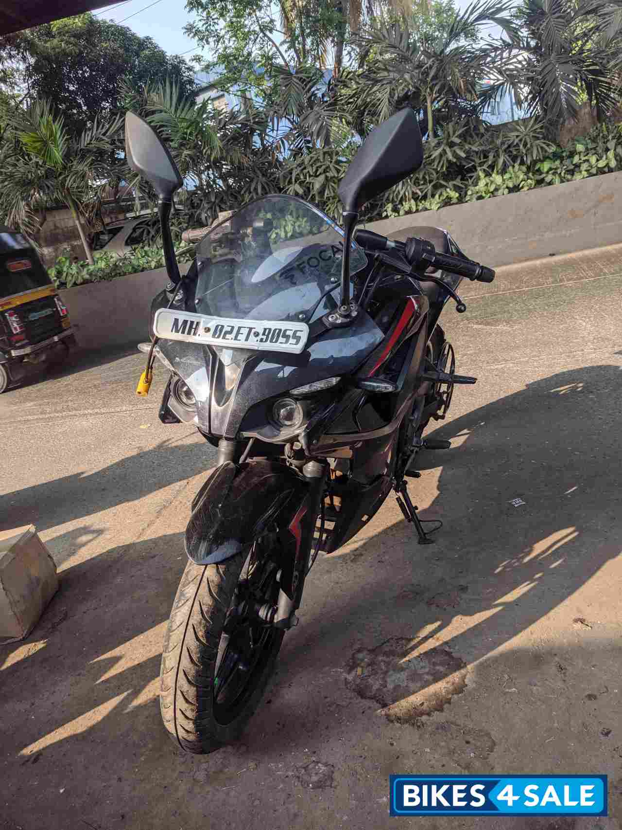 Bajaj Pulsar RS 200