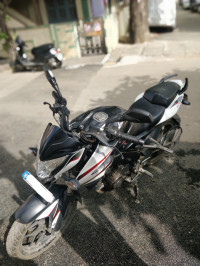 Bajaj Pulsar 200 NS