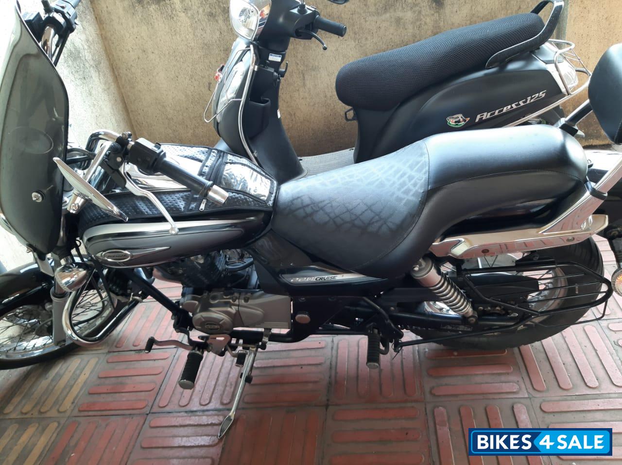 Bajaj Avenger Cruise 220