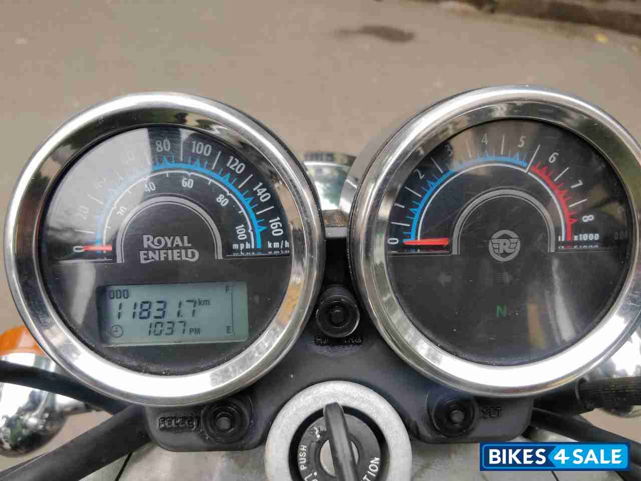 Stone Royal Enfield Thunderbird 350