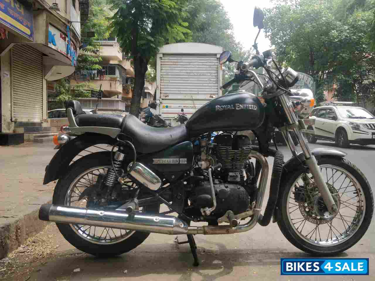 Stone Royal Enfield Thunderbird 350 Stone Royal Enfield Thunderbird 350