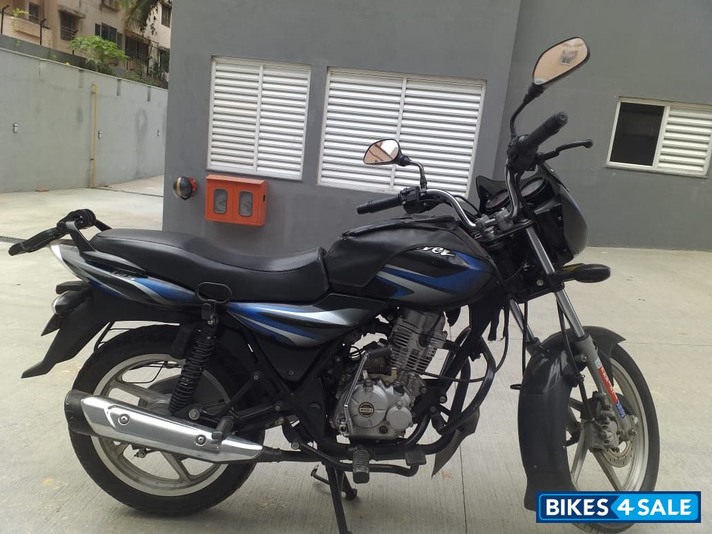 Blue & Black Bajaj Discover DTSi 125