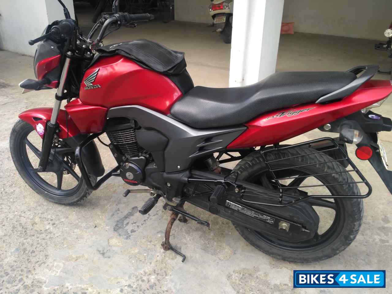 Red Honda CB Trigger Red Honda CB Trigger