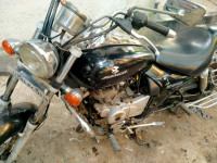 Bajaj Avenger 200 DTS-i