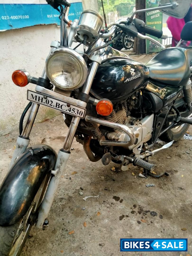 Bajaj Avenger 200 DTS-i