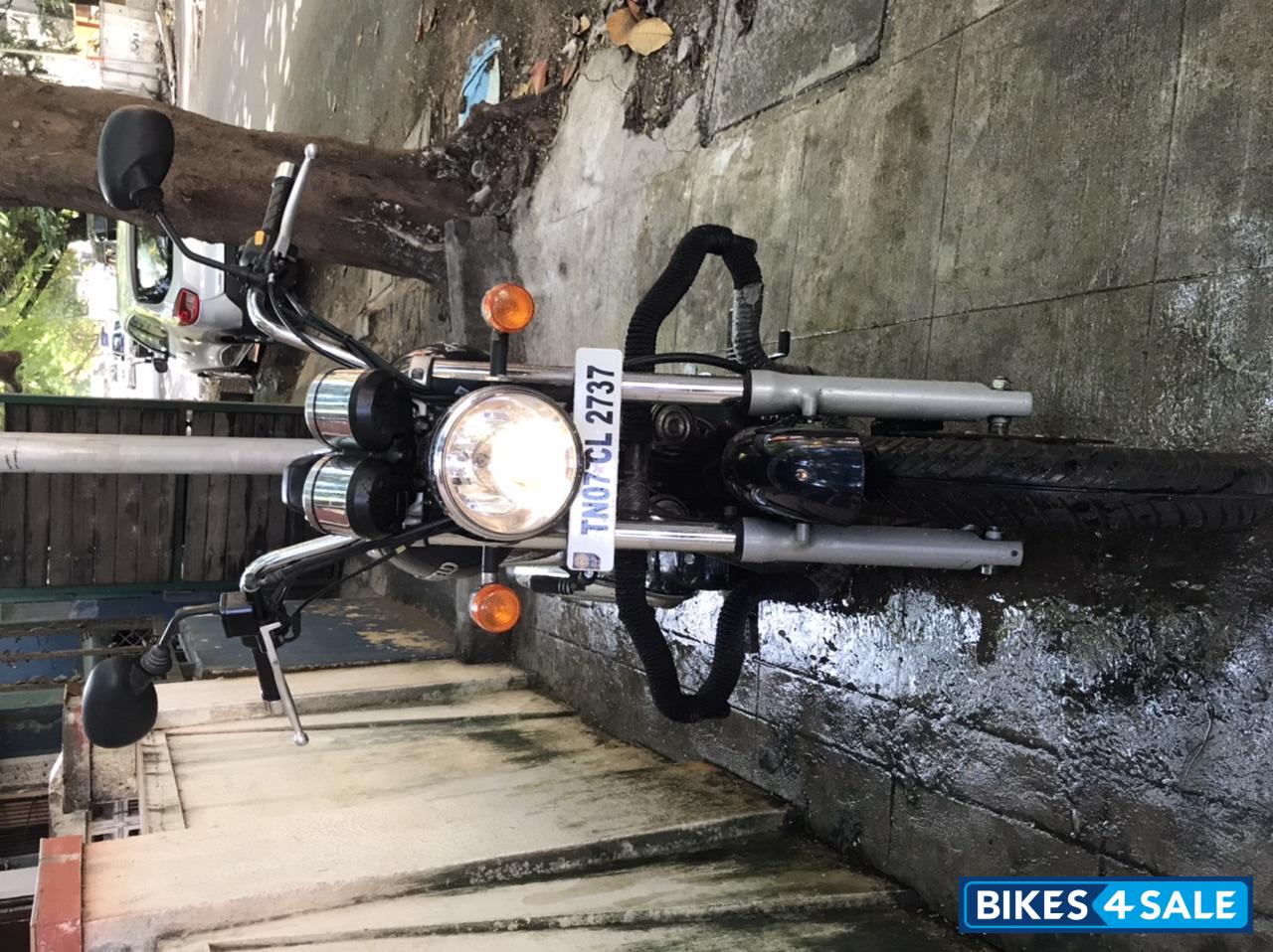 Royal Enfield Thunderbird TwinSpark 350 Royal Enfield Thunderbird TwinSpark 350