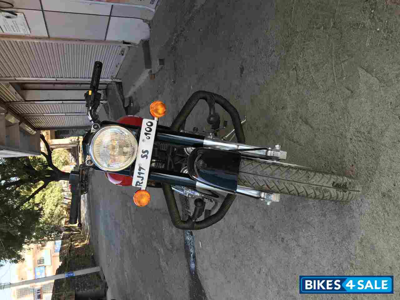 Royal Enfield Classic 350 Redditch Red