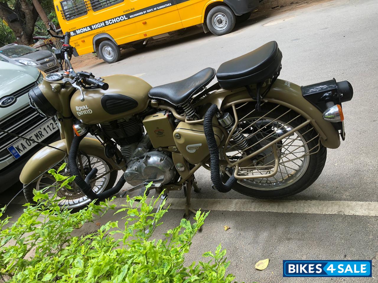 Royal Enfield Classic Desert Storm