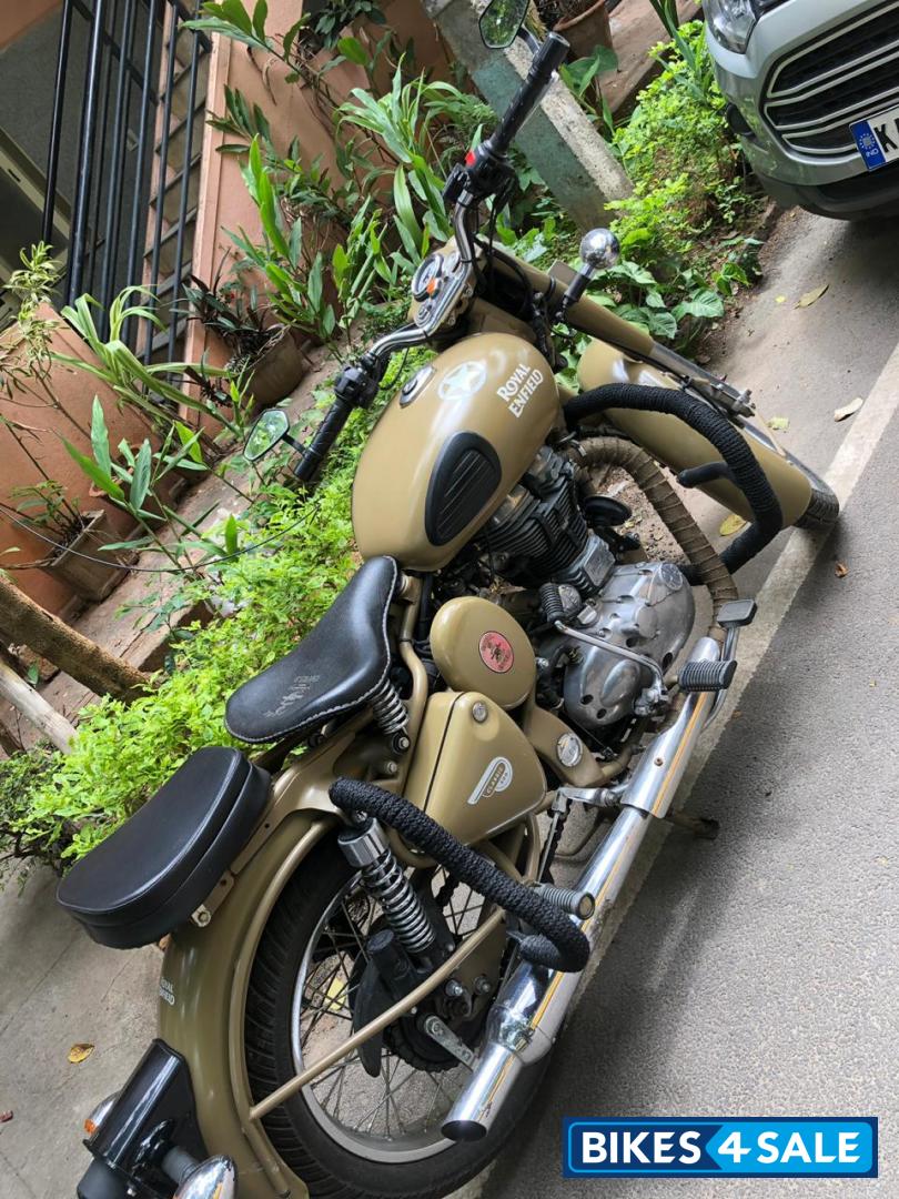 Royal Enfield Classic Desert Storm
