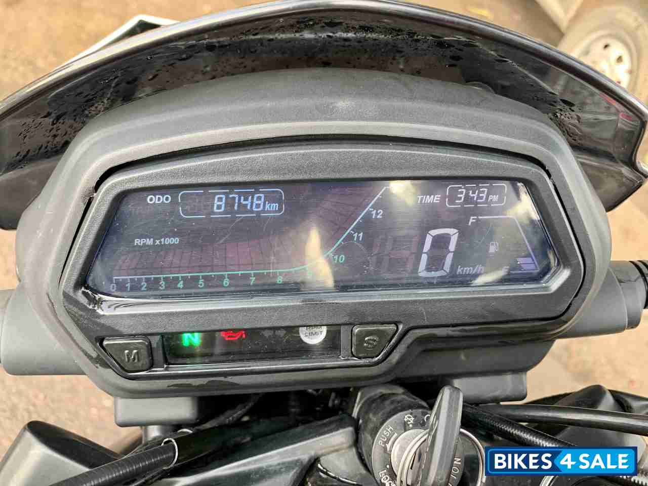 Bajaj Dominar 400 Disc