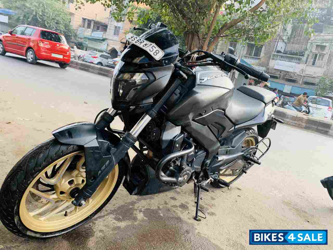 Bajaj Dominar 400 Disc