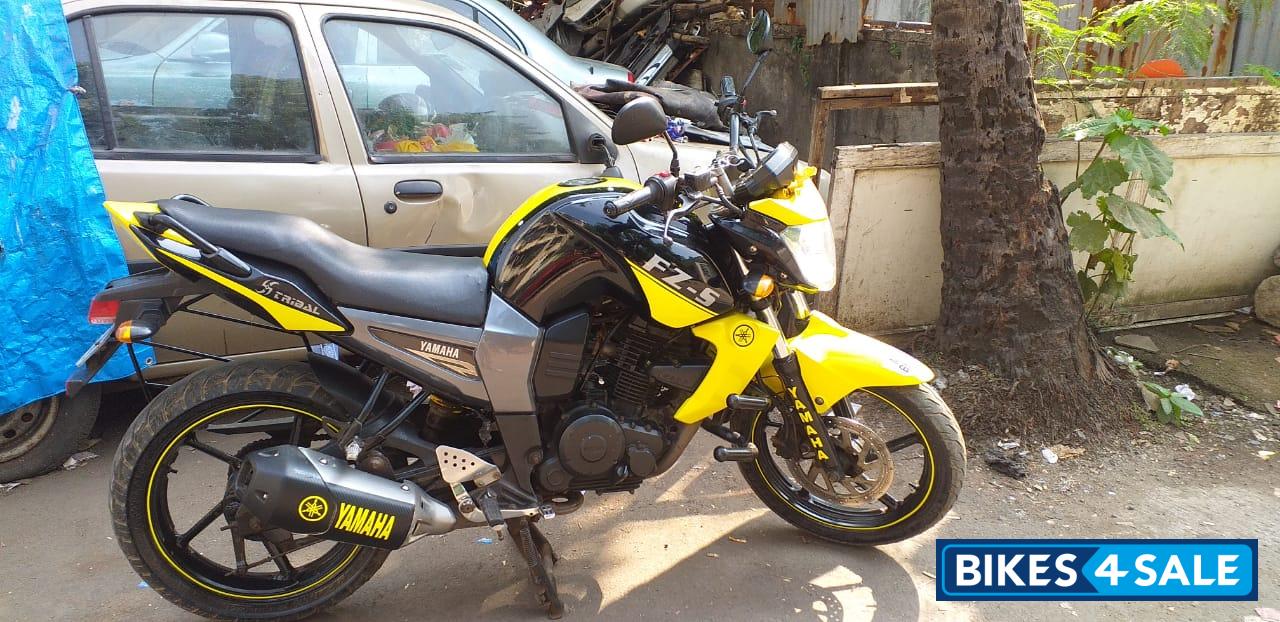 Yellow Yamaha FZ-S