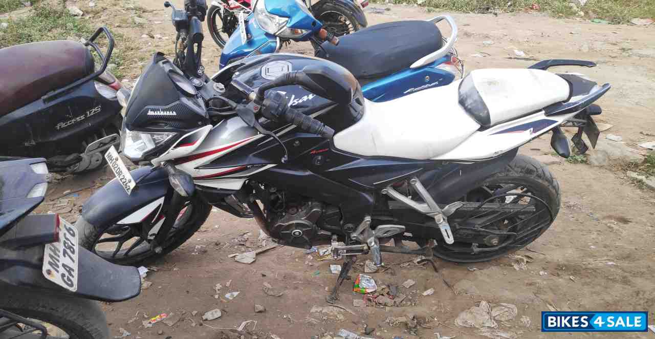 Bajaj Pulsar 200 NS