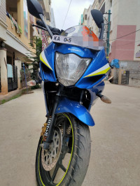 Blue Suzuki Gixxer SF