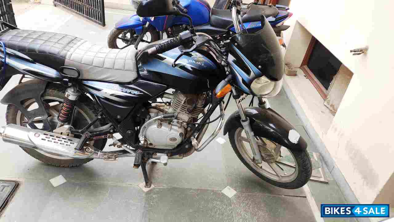 bajaj discover 125cc 4 valve price