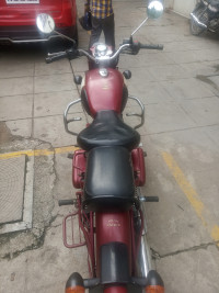 Maroon Royal Enfield Classic 500