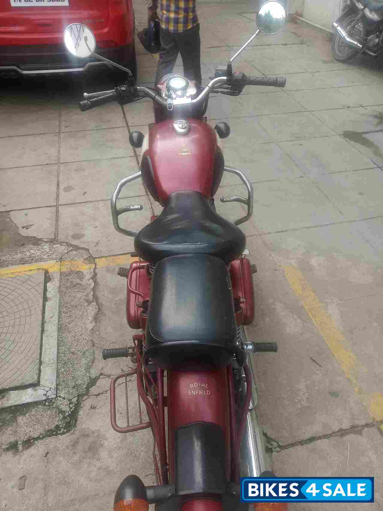 Maroon Royal Enfield Classic 500