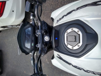 White Bajaj Dominar 400 Disc