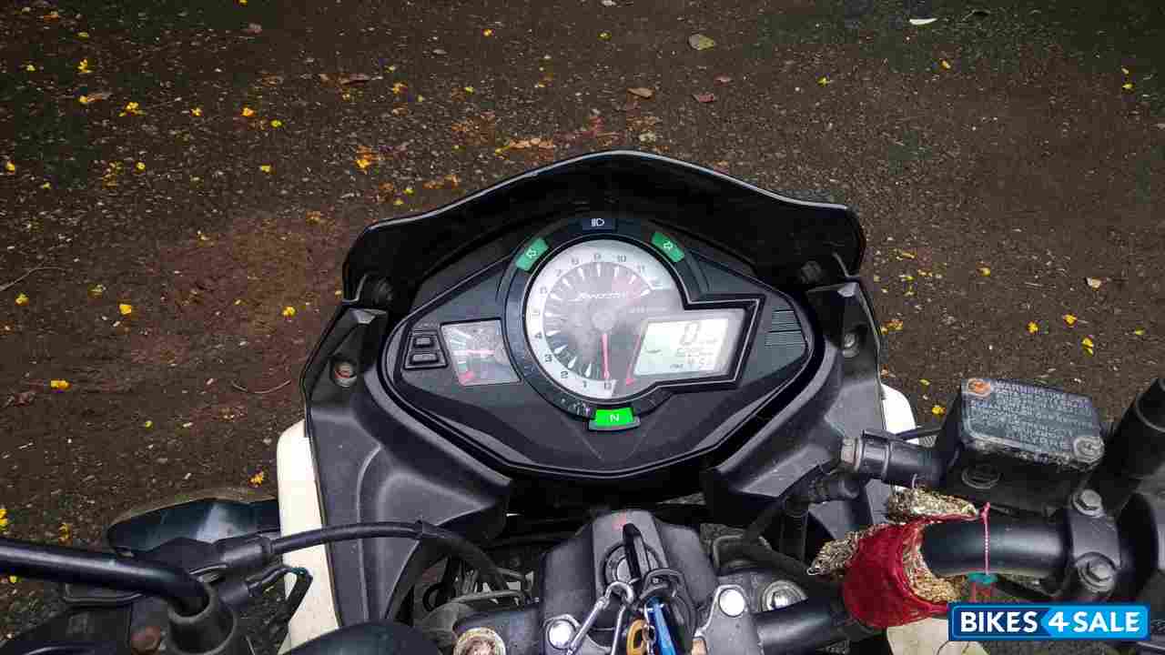 Used 2014 model Hero Ignitor for sale in Thane. ID 253104. White colour Bikes4Sale