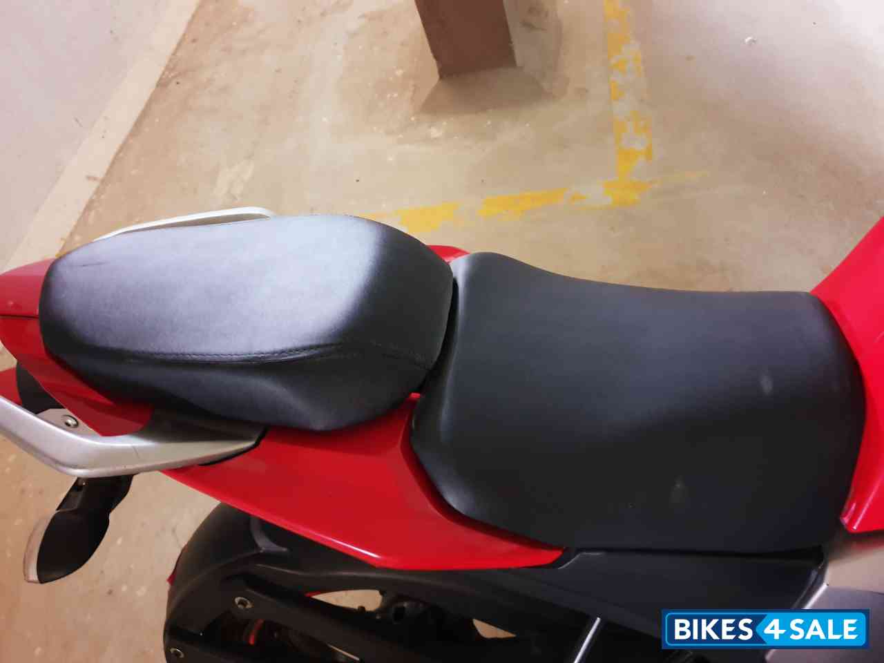 Red Yamaha FZ-S FI V2 Red Yamaha FZ-S FI V2