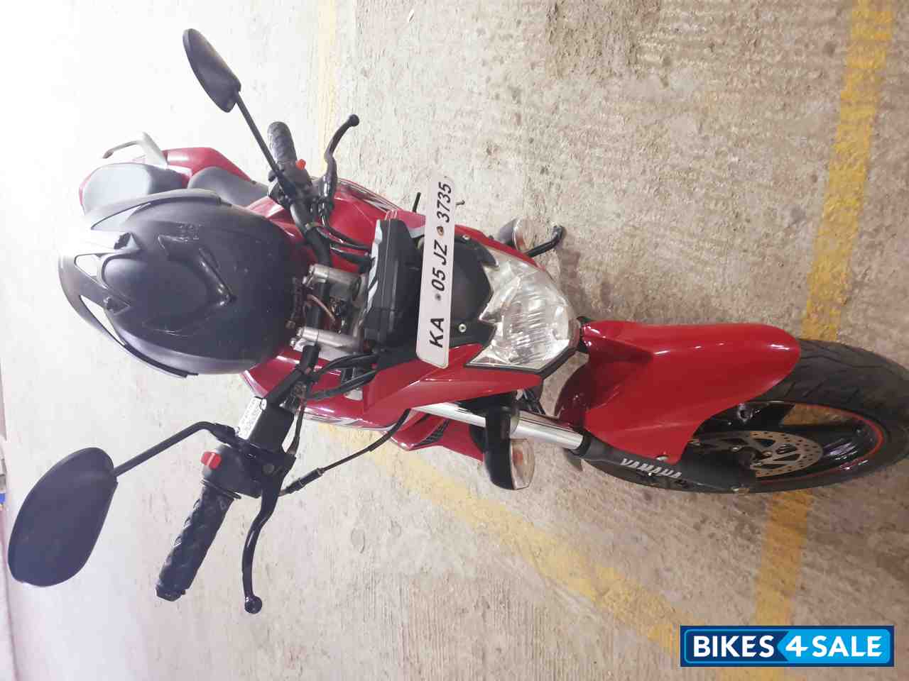 Red Yamaha FZ-S FI V2 Red Yamaha FZ-S FI V2