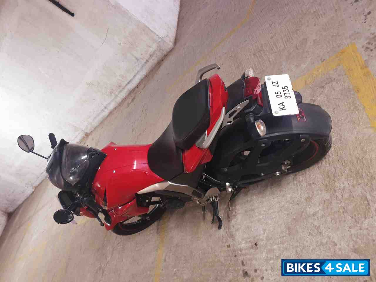 Red Yamaha FZ-S FI V2 Red Yamaha FZ-S FI V2