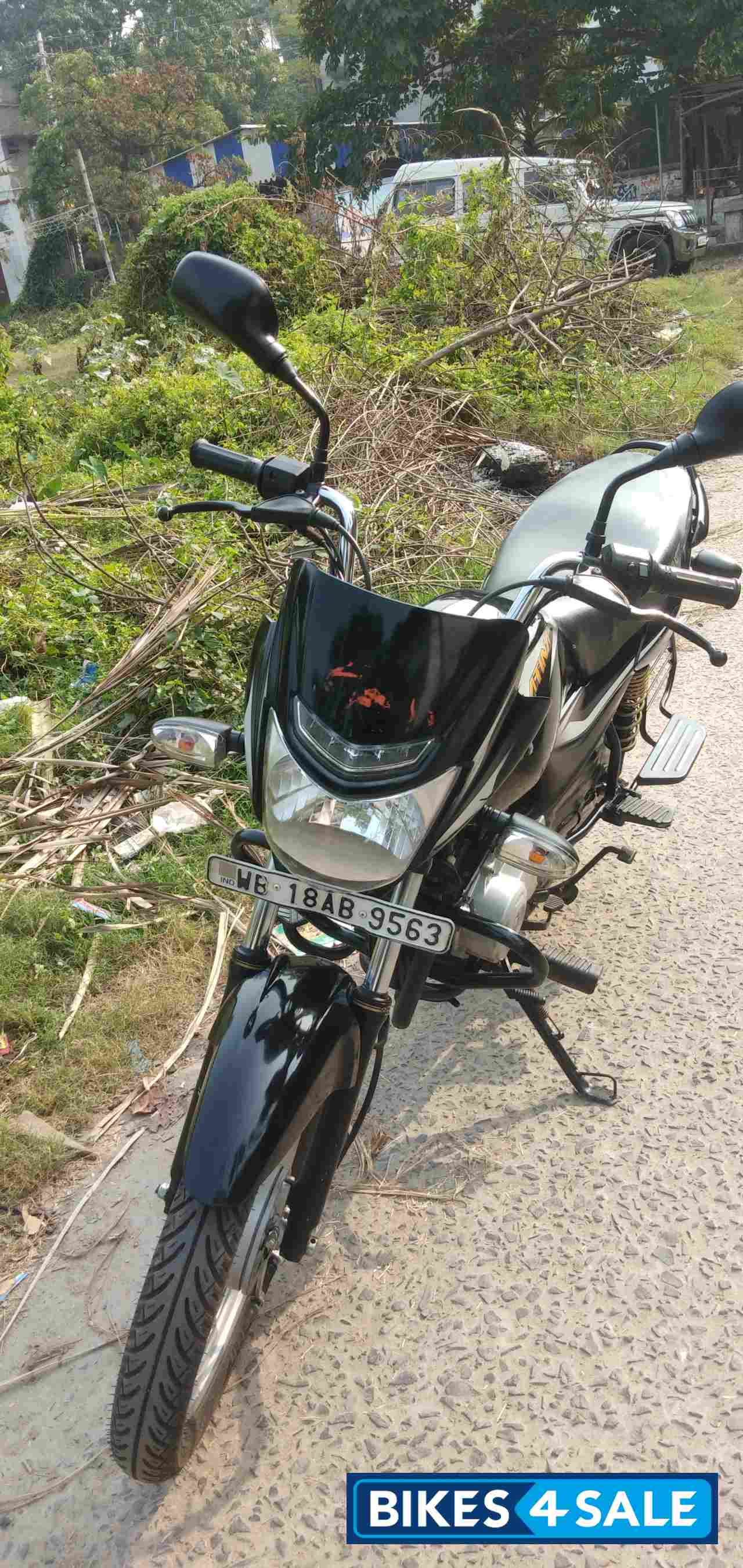 Bajaj Platina 100 ES