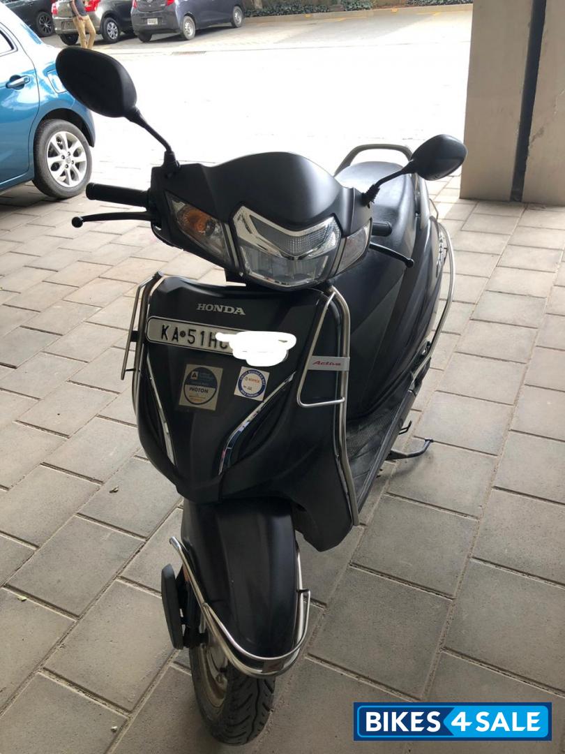 Grey Honda Activa 5G