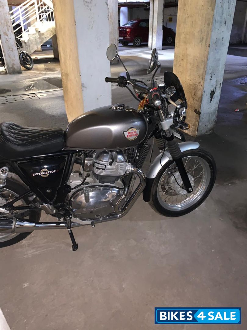 Silver Royal Enfield Interceptor 650 Twin
