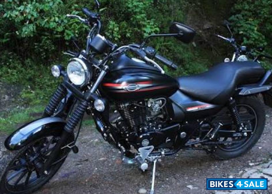 Bajaj Avenger Street 220