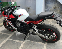 Pearl White Honda CBR 650F