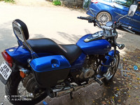 Bajaj Avenger 220 DTS-i