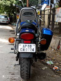 Bajaj Avenger 220 DTS-i