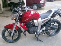Red Yamaha FZ16