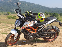 White KTM Duke 390
